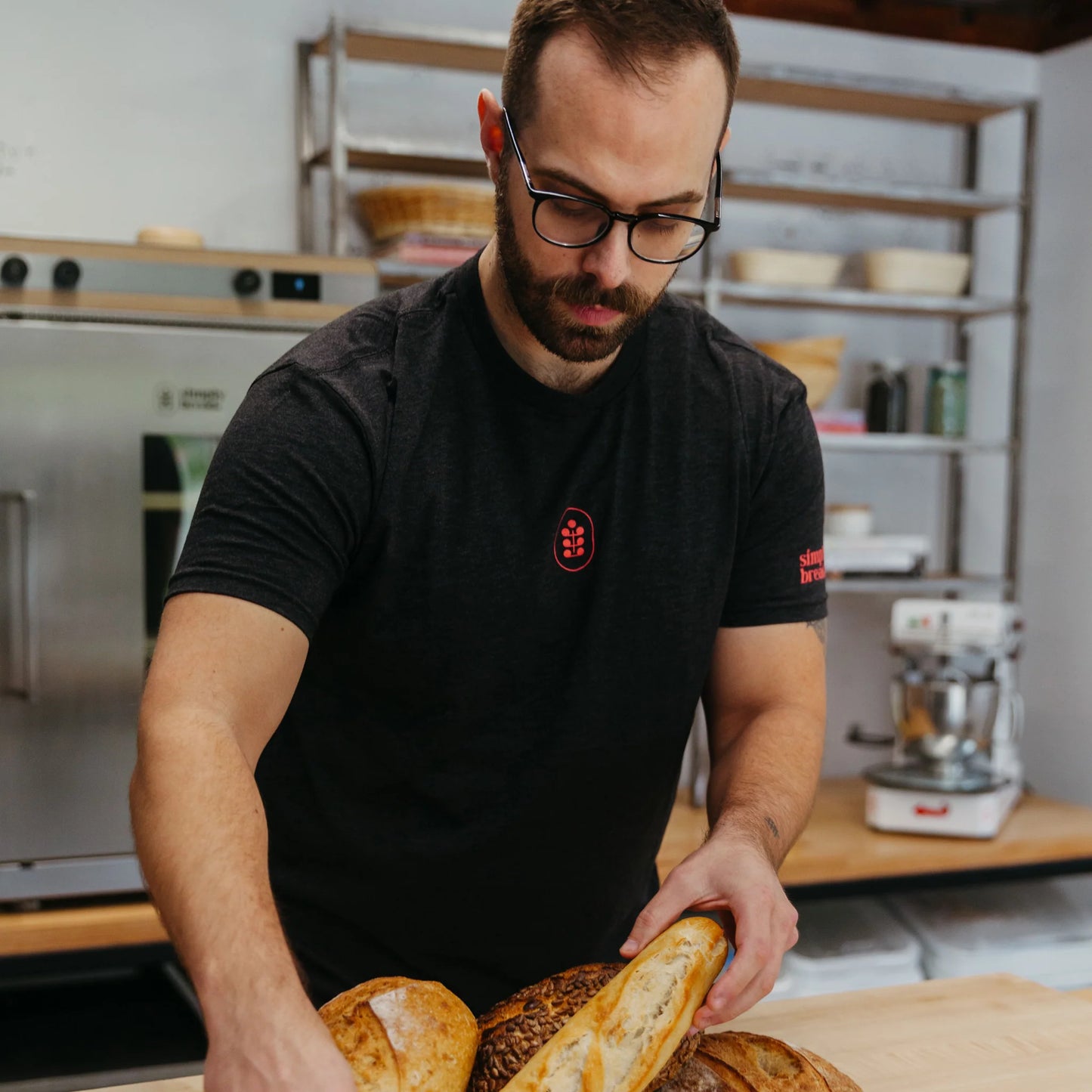 Simply Bread T-Shirt | Bakkershandtekening