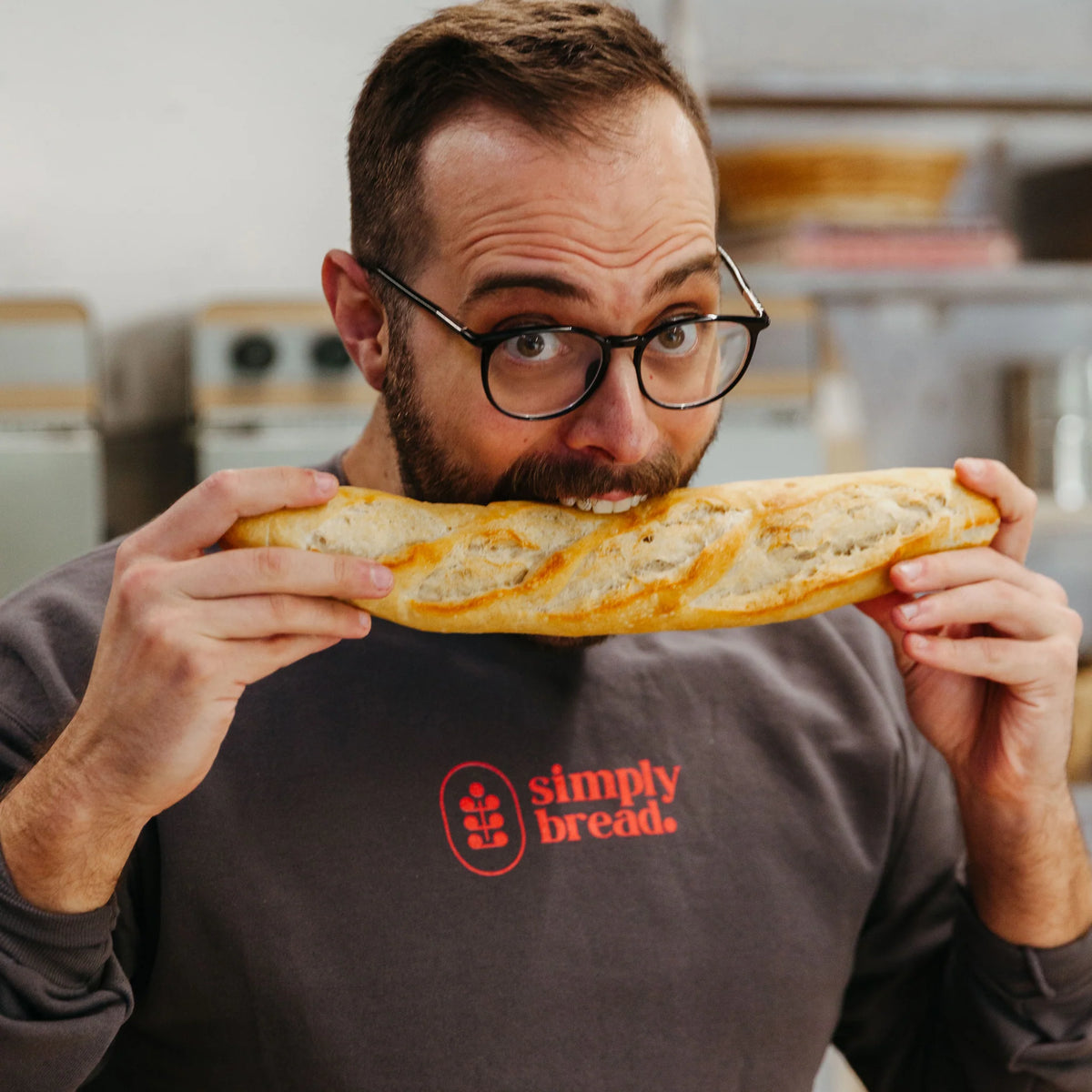 Simplye Simply Bread Crewnecks | Baker's Signature – Simply Bread Europe